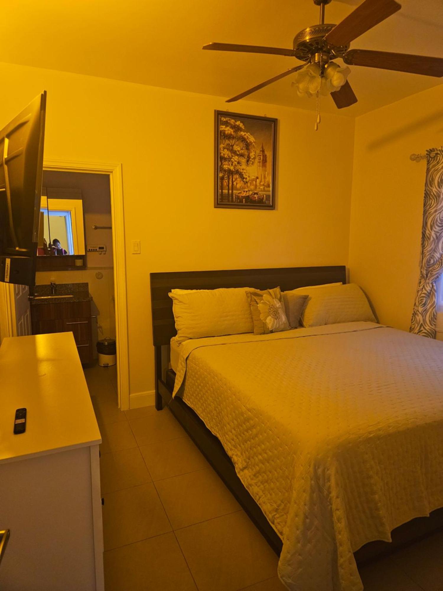 Summer Breeze Villa Lucea Exterior photo